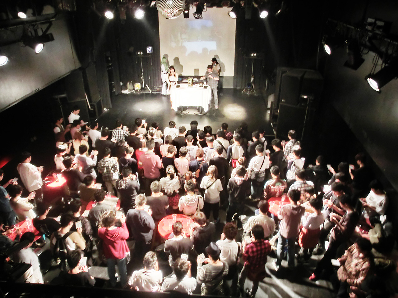 �C�x���g���